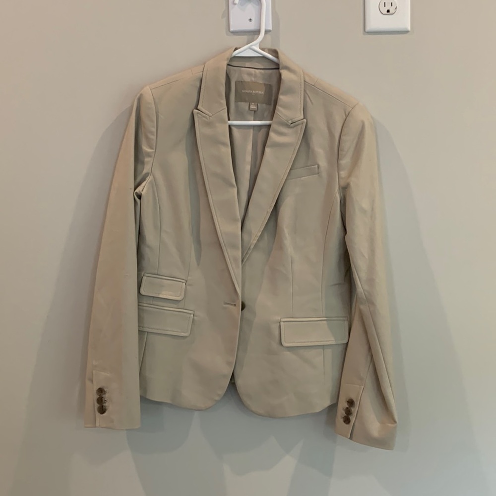 Banana republic size 8 blazer